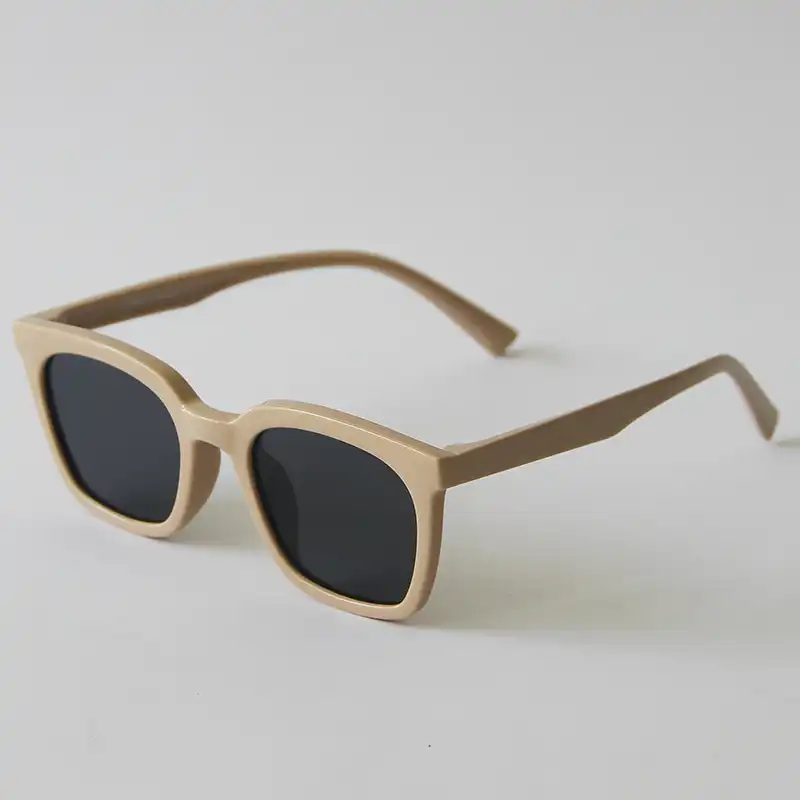 عینک آفتابی بچگانه مدل 0036