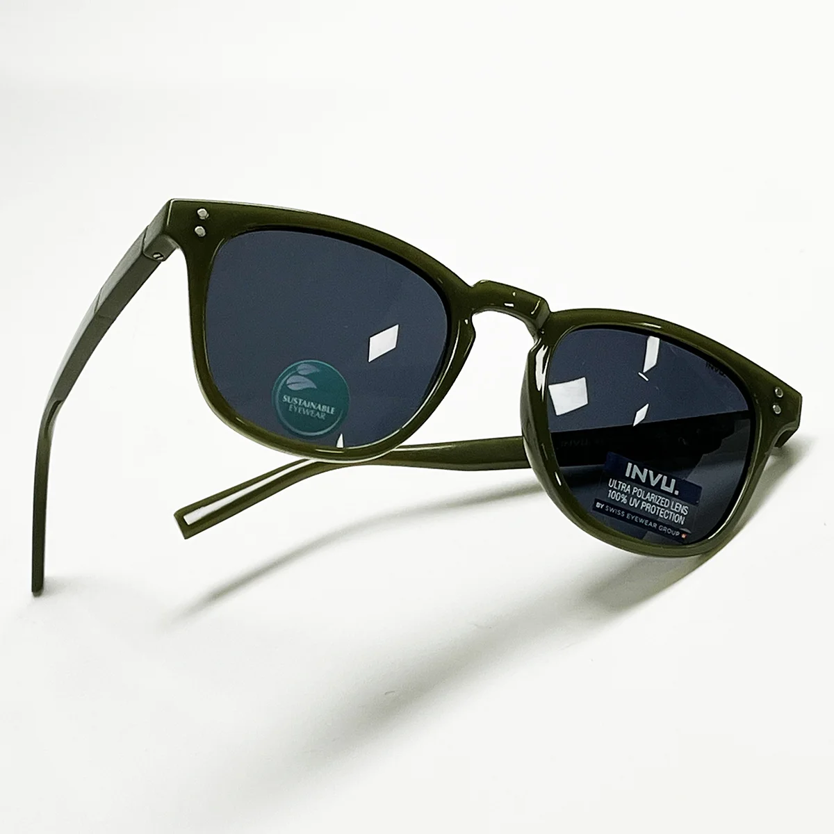 عینک آفتابی INVU مدل B2235