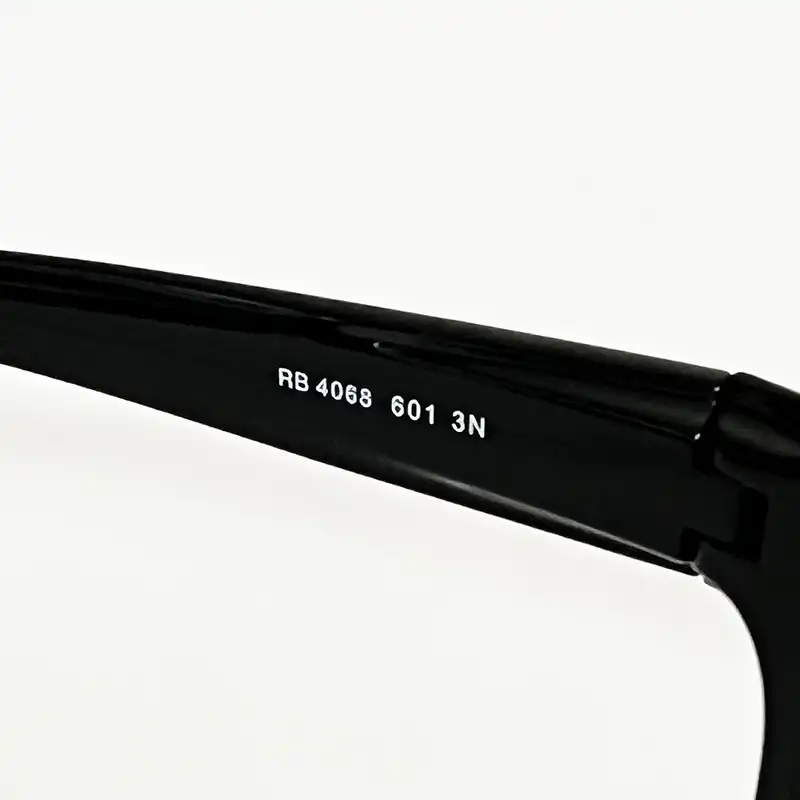 عینک آفتابی ریبن مدل RB4068 601 3N